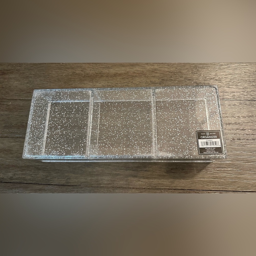 Isaac Jacob’s Acyrlic Clear With Sparkles 3 Compartment Organizer - N w/o T